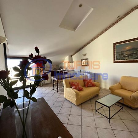 Ferienwohnung La Mansarda Di Via Galilei Porto Torres Exterior foto