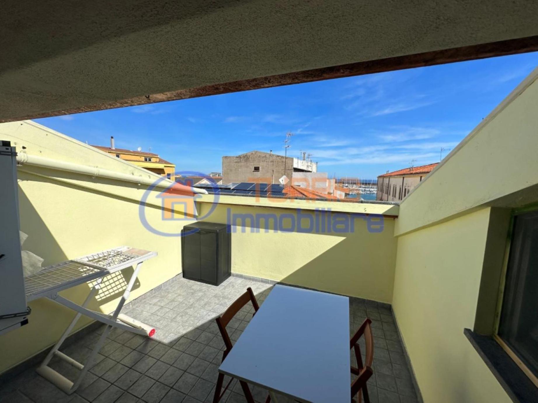 Ferienwohnung La Mansarda Di Via Galilei Porto Torres Exterior foto
